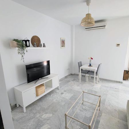 Apartamento Para Dos En San Bernardo Seville Exterior photo