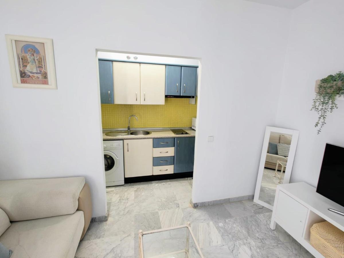 Apartamento Para Dos En San Bernardo Seville Exterior photo