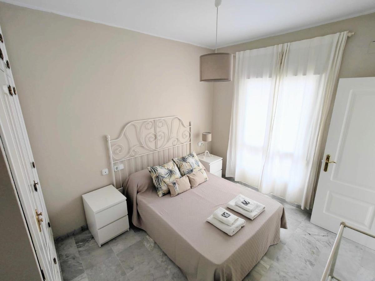 Apartamento Para Dos En San Bernardo Seville Exterior photo