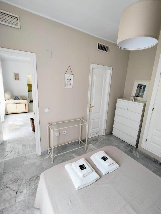 Apartamento Para Dos En San Bernardo Seville Exterior photo