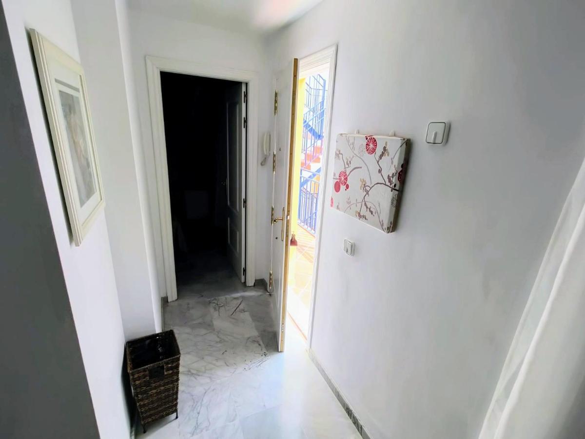 Apartamento Para Dos En San Bernardo Seville Exterior photo