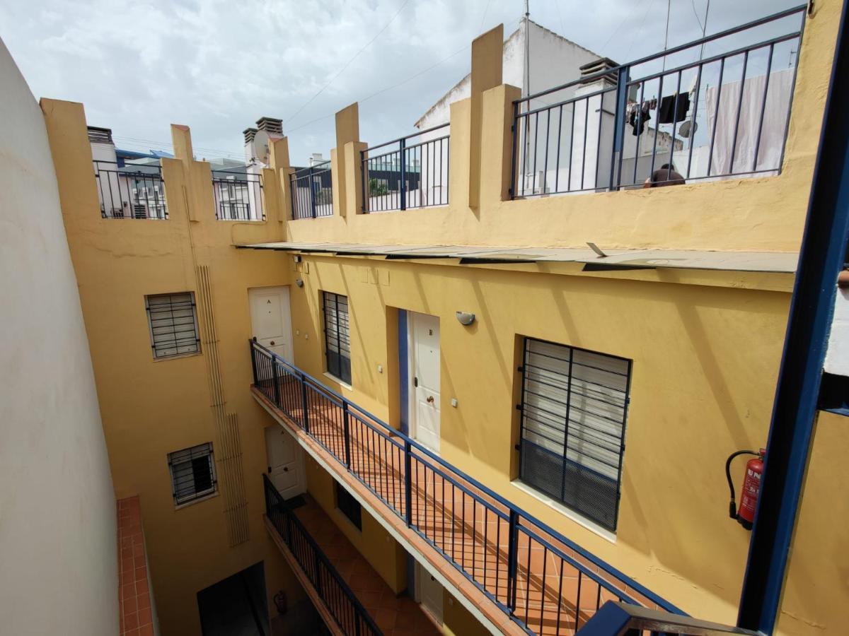 Apartamento Para Dos En San Bernardo Seville Exterior photo