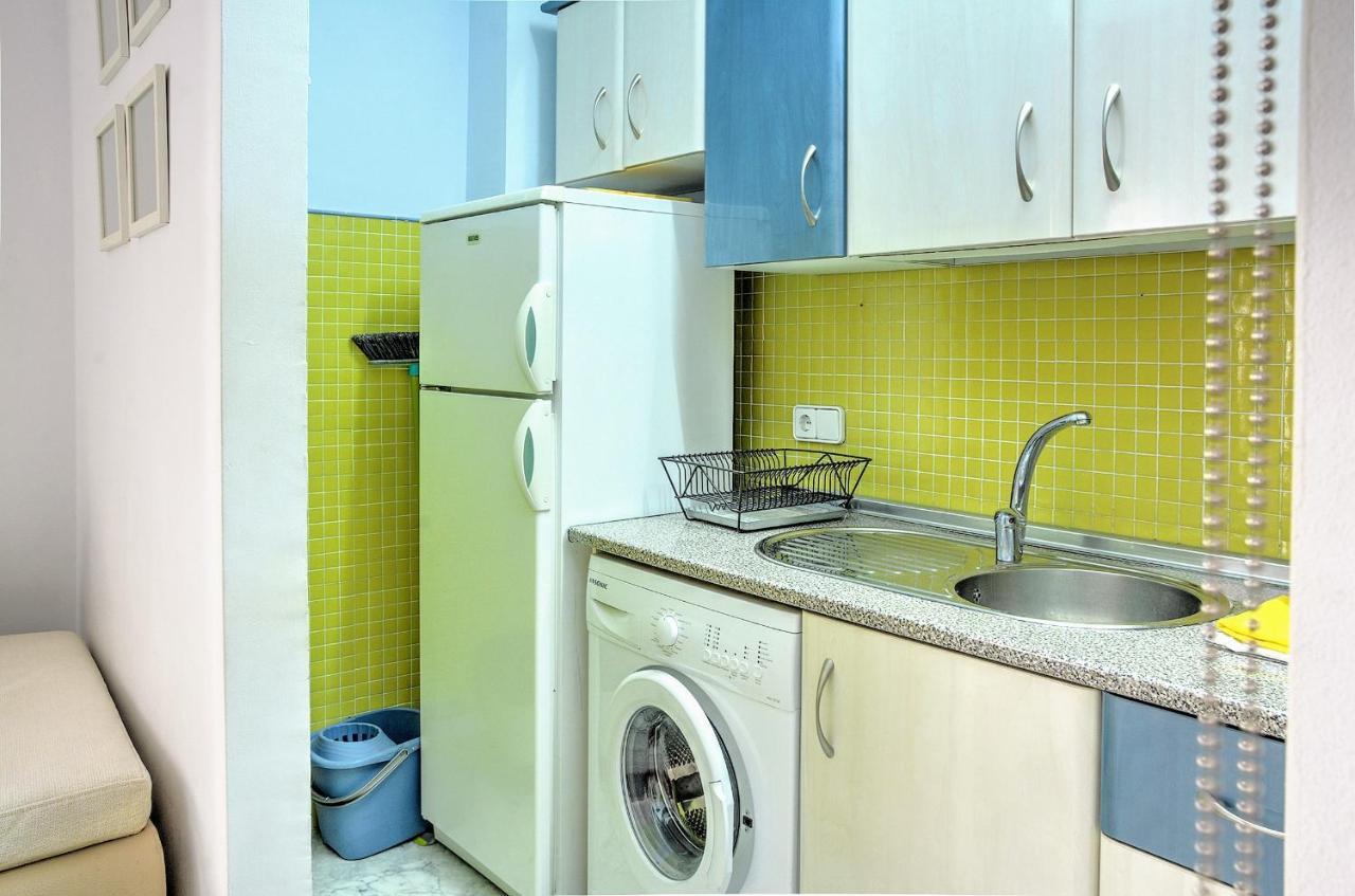 Apartamento Para Dos En San Bernardo Seville Exterior photo